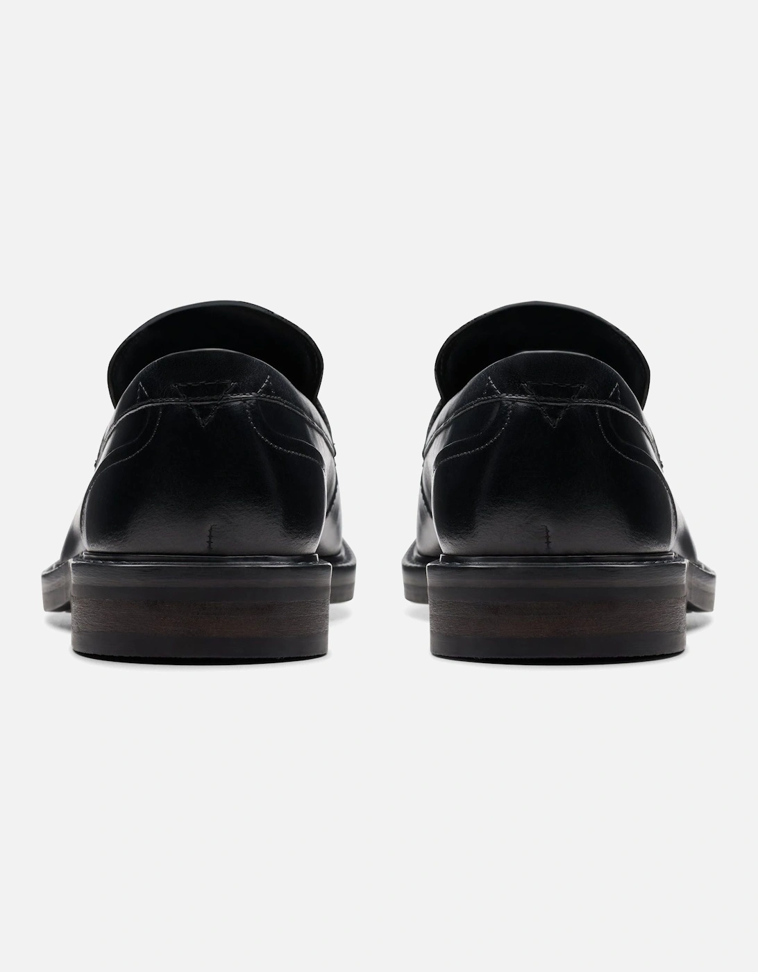 Aldwin Step in Black Leather