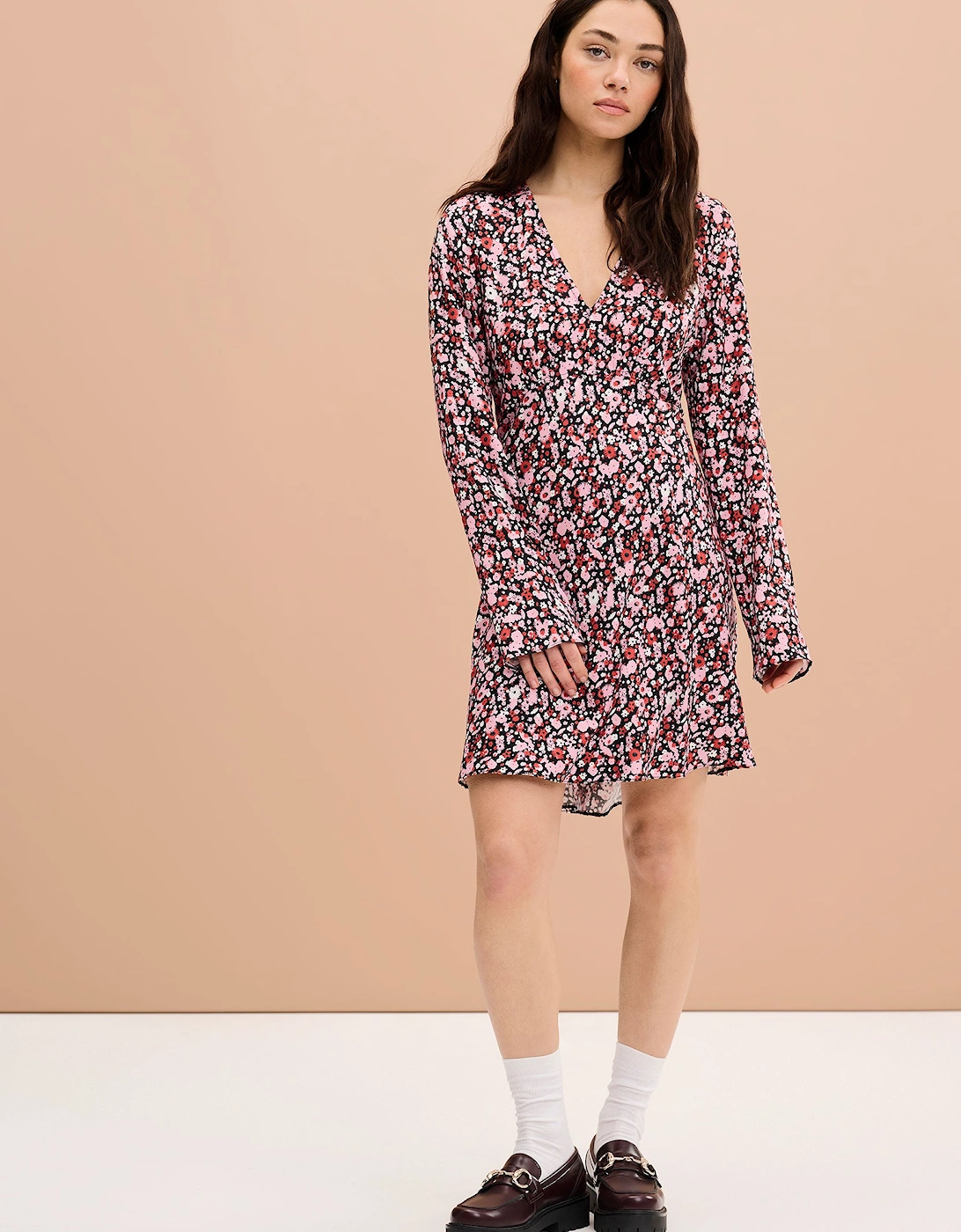 Layana Mini Dress in Ditsy Floral Print, 6 of 5