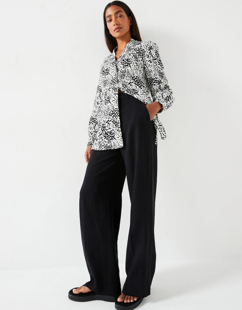 Longline Printed Shirt - Mono Print