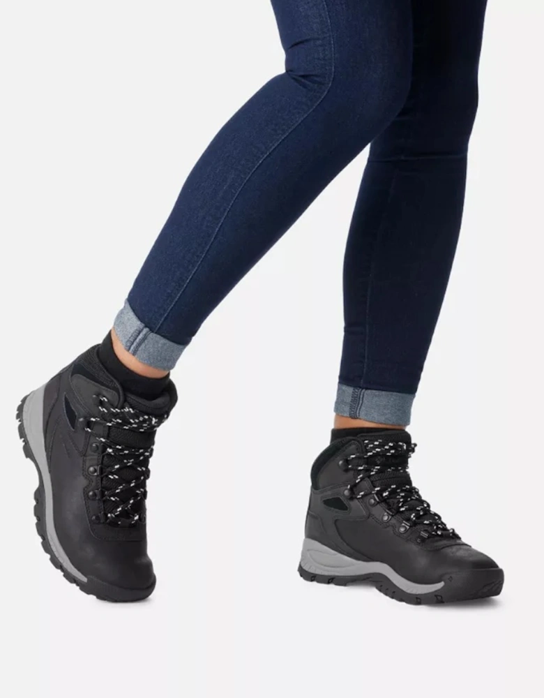 Women's Newton Ridge Plus Black/Chalk