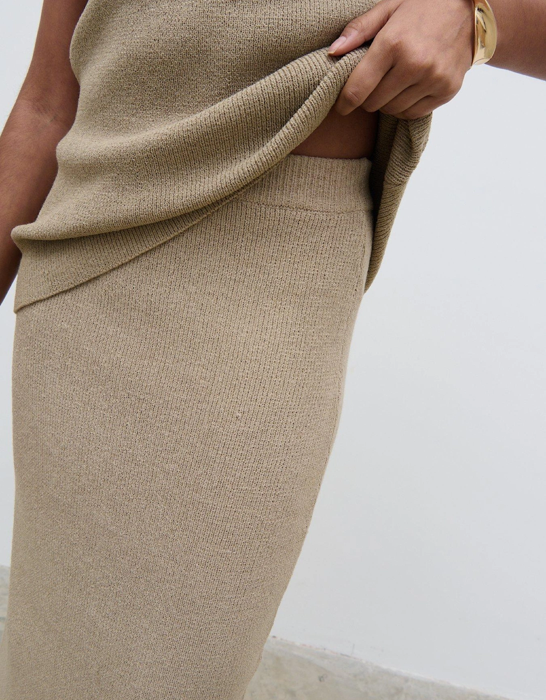 Goldie Knit Midaxi Skirt - Beige
