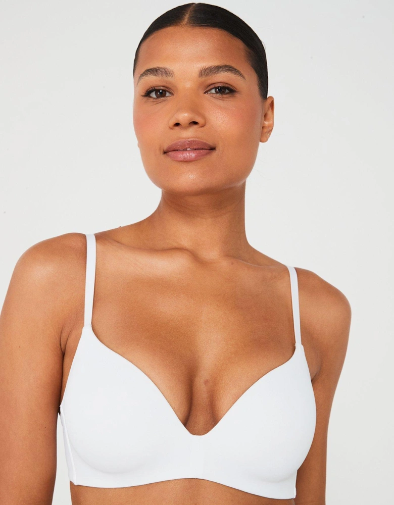 Light Padded Wireless Bra - White