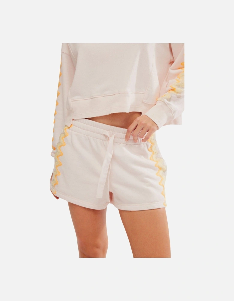 Women's Movement Feeling Wavy Shorts - Cream