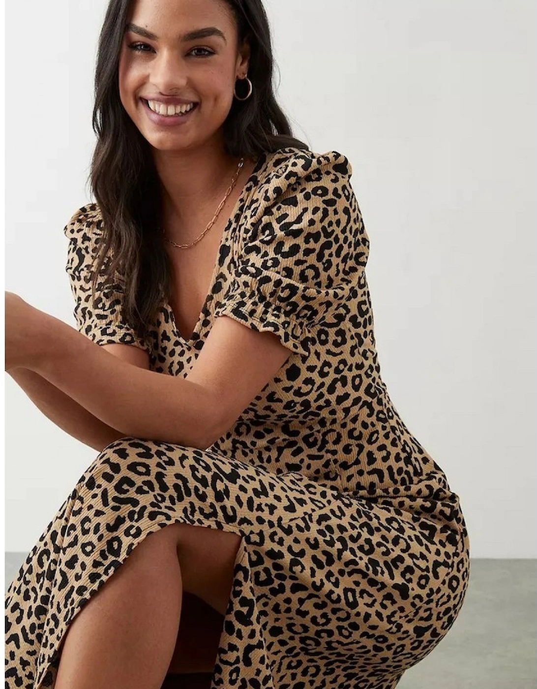 Womens/Ladies Leopard Print Short-Sleeved Midi Dress