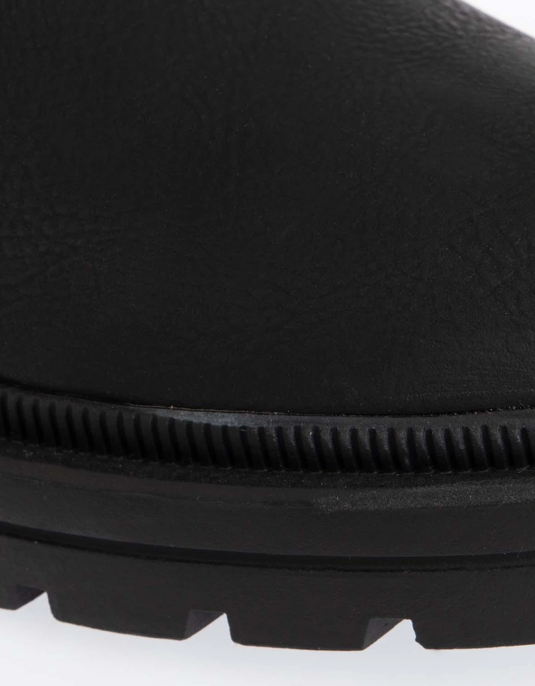 Iggie Chelsea Boots