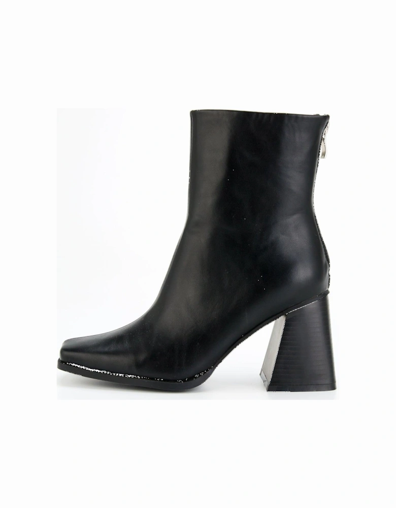 Karla Heeled Ankle Boot - Black