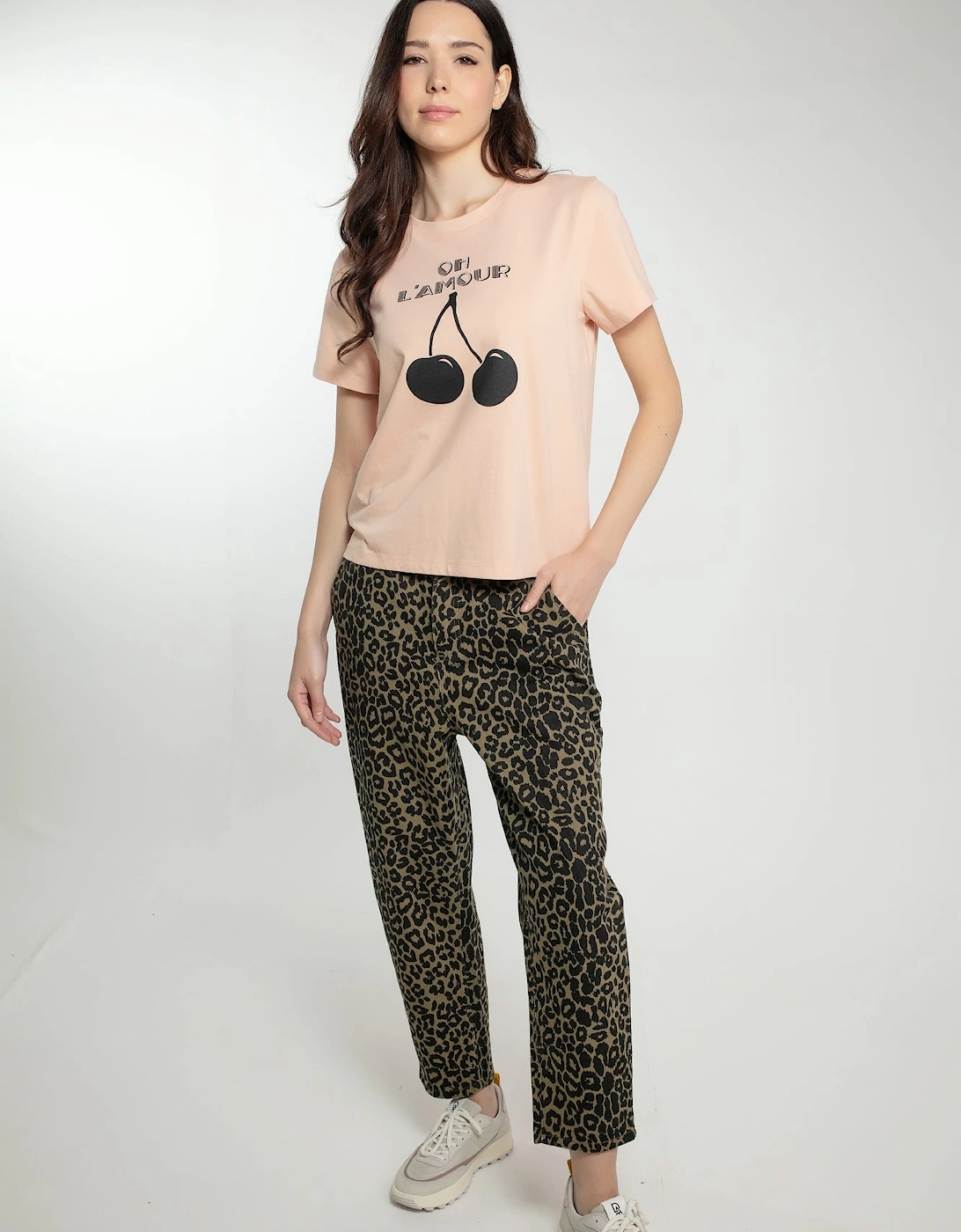 CHERIE T-SHIRT IN PEACH