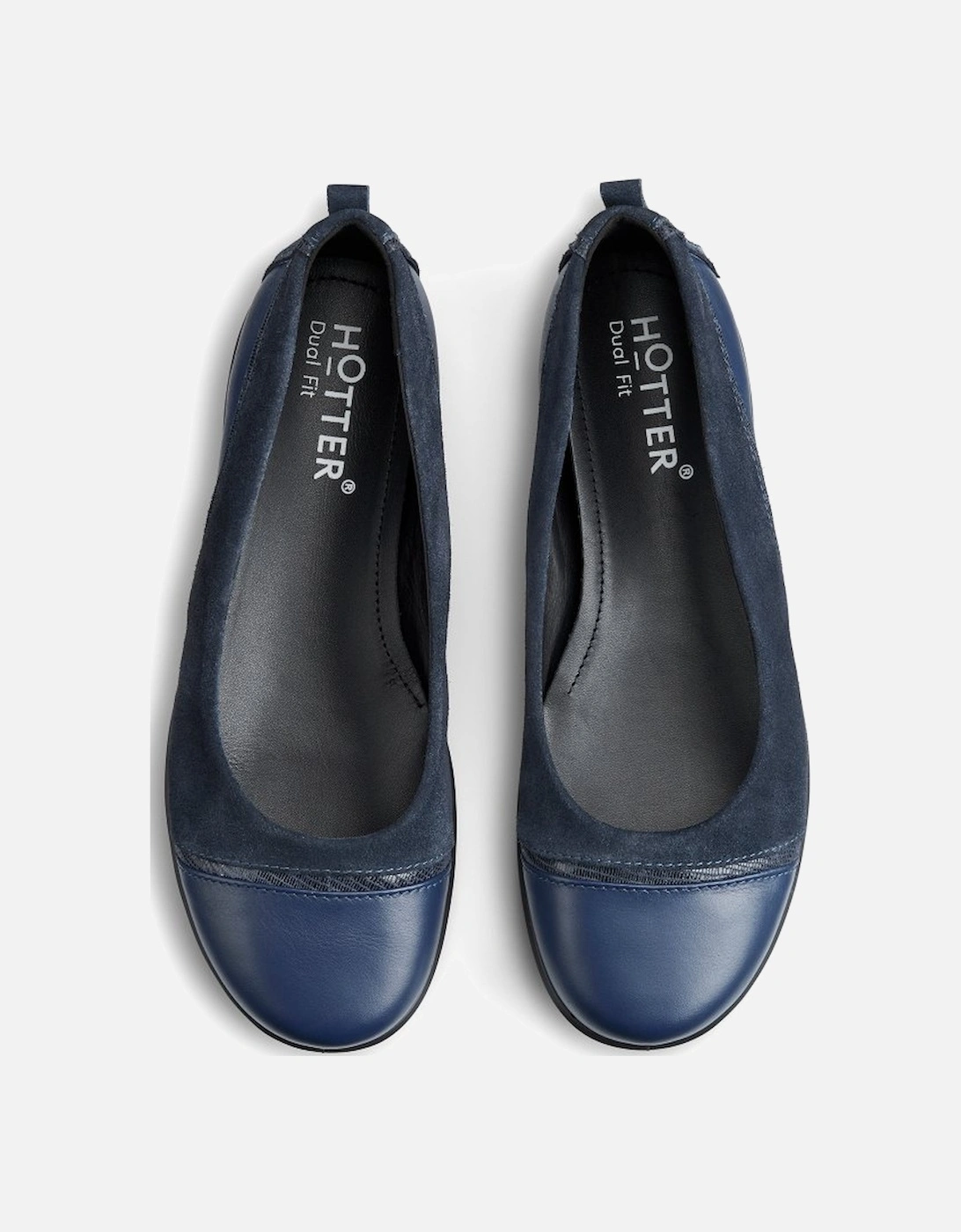 Wren Womens Ballet Pumps