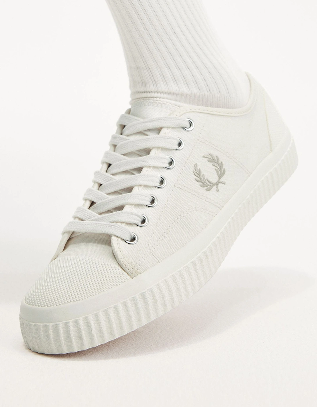 B4365 Huges Low Sneakers Light Ecru