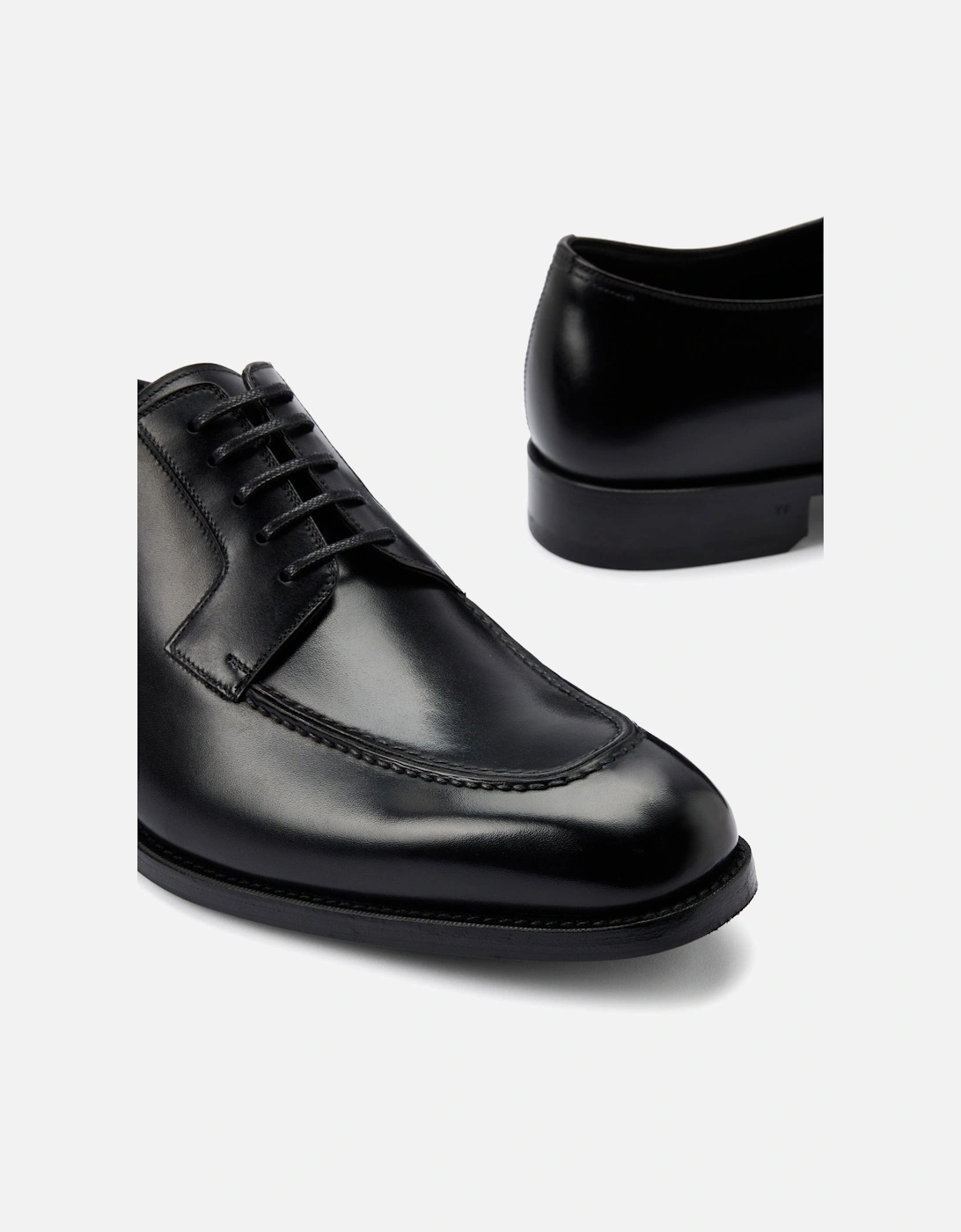 Burnished Leather Tudor Lace Up Shoes Black