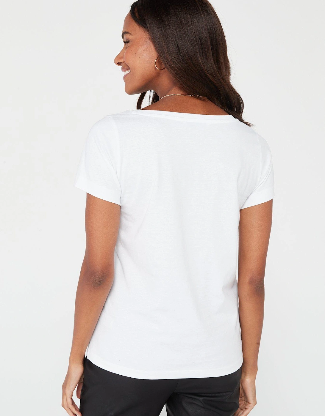 The Essential Scoop Neck T-Shirt - White