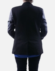 Thumbnail 3 of 4