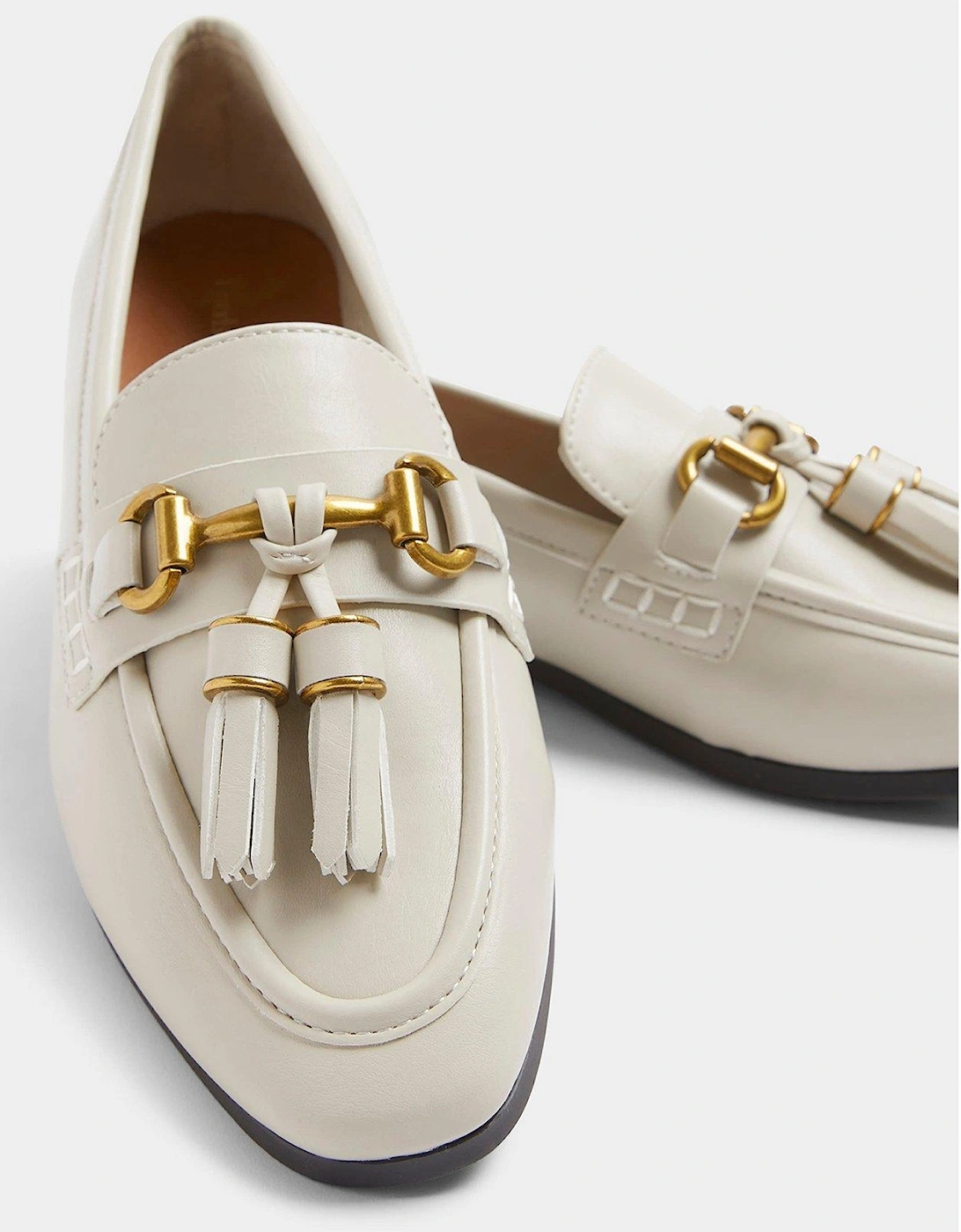 Wide Fit Tassle Snaffle Loafer - Cream
