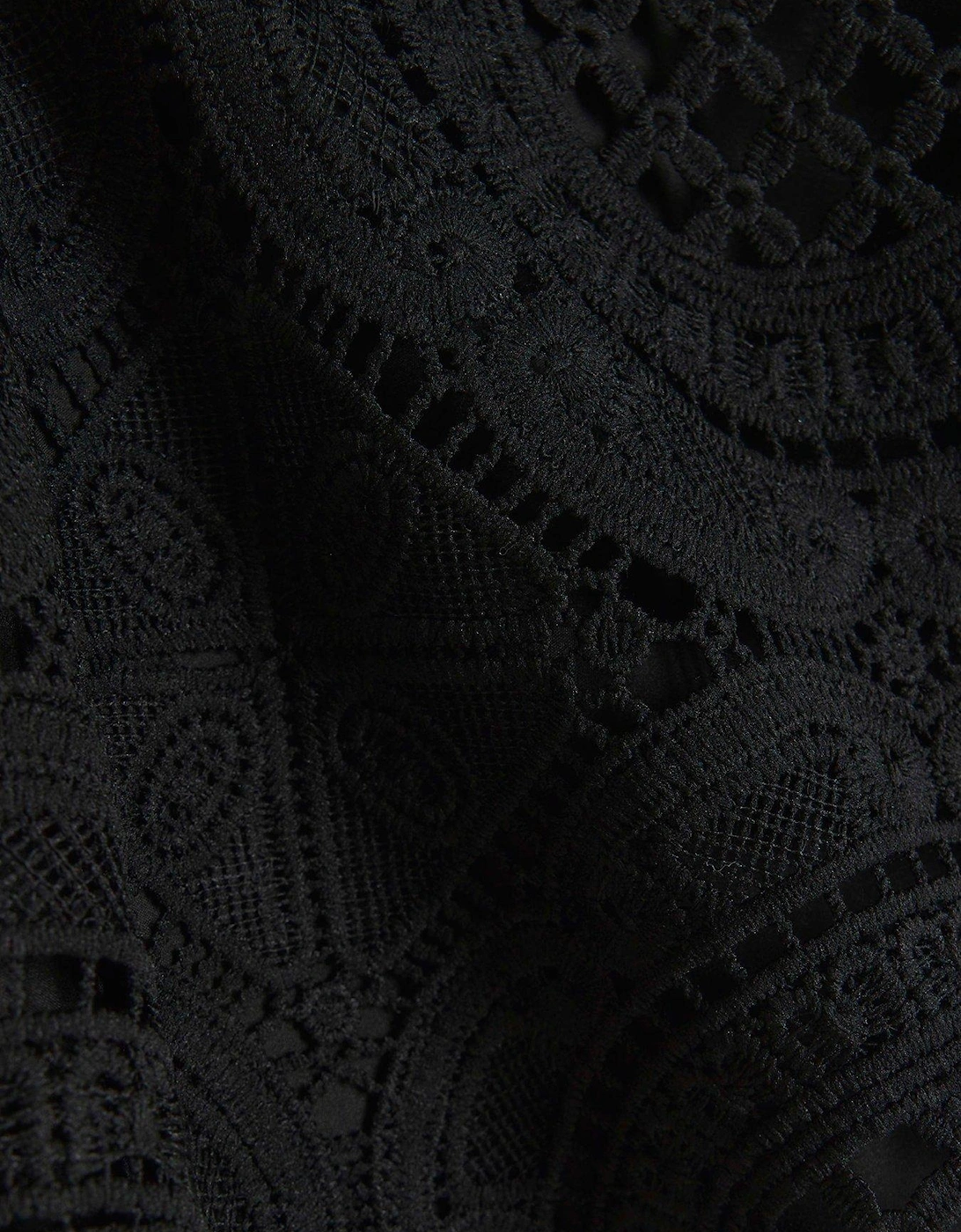 Lace Detail T-shirt - Black