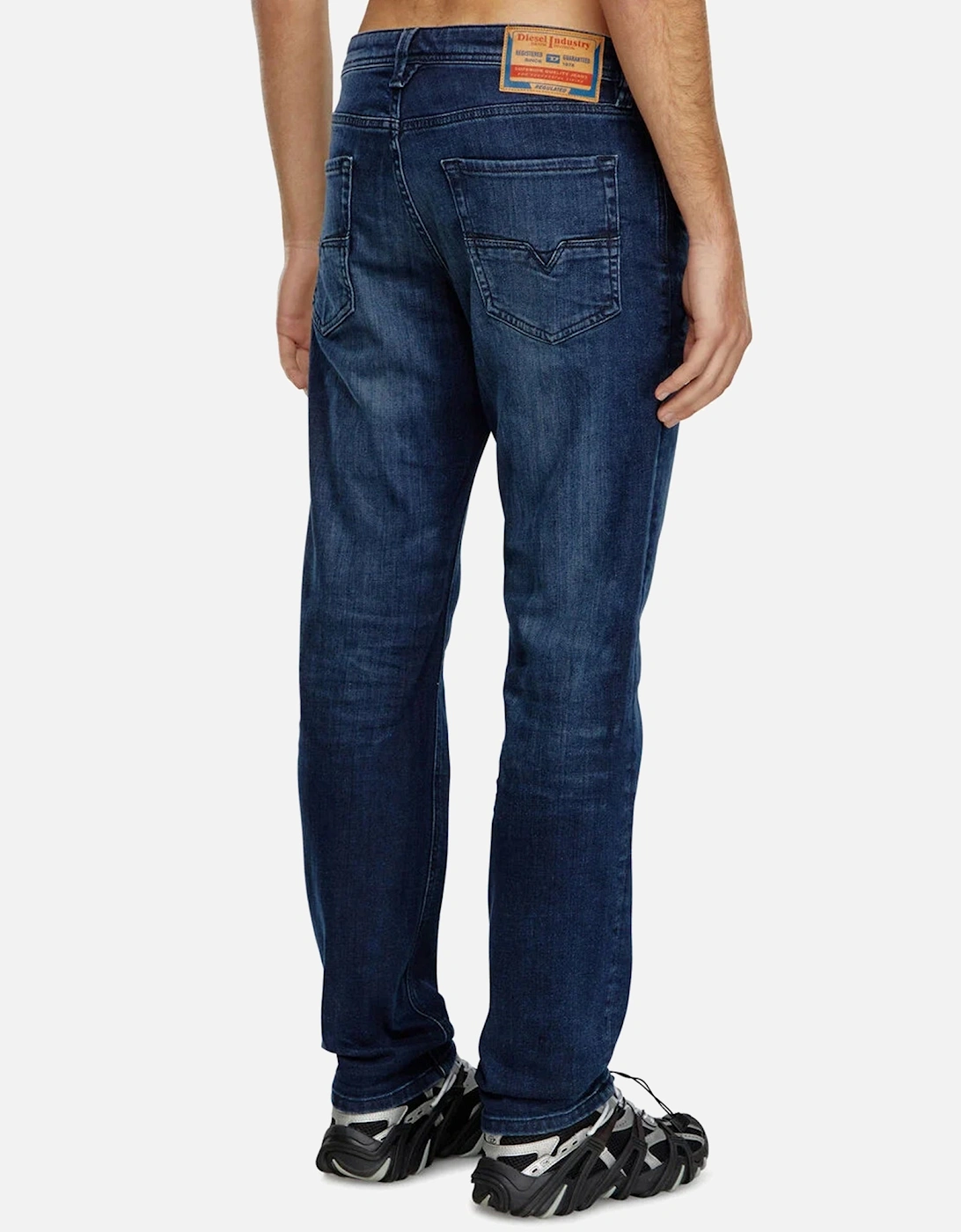 Larkee-Beex Tapered Jeans