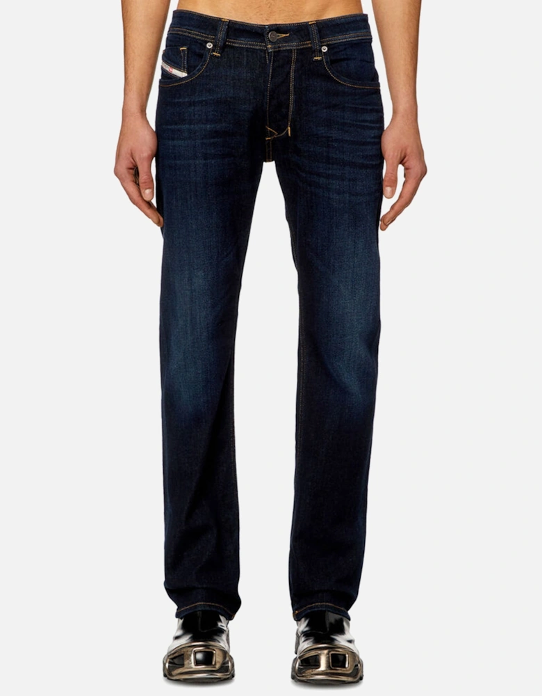 Larkee Straight Fit Jeans