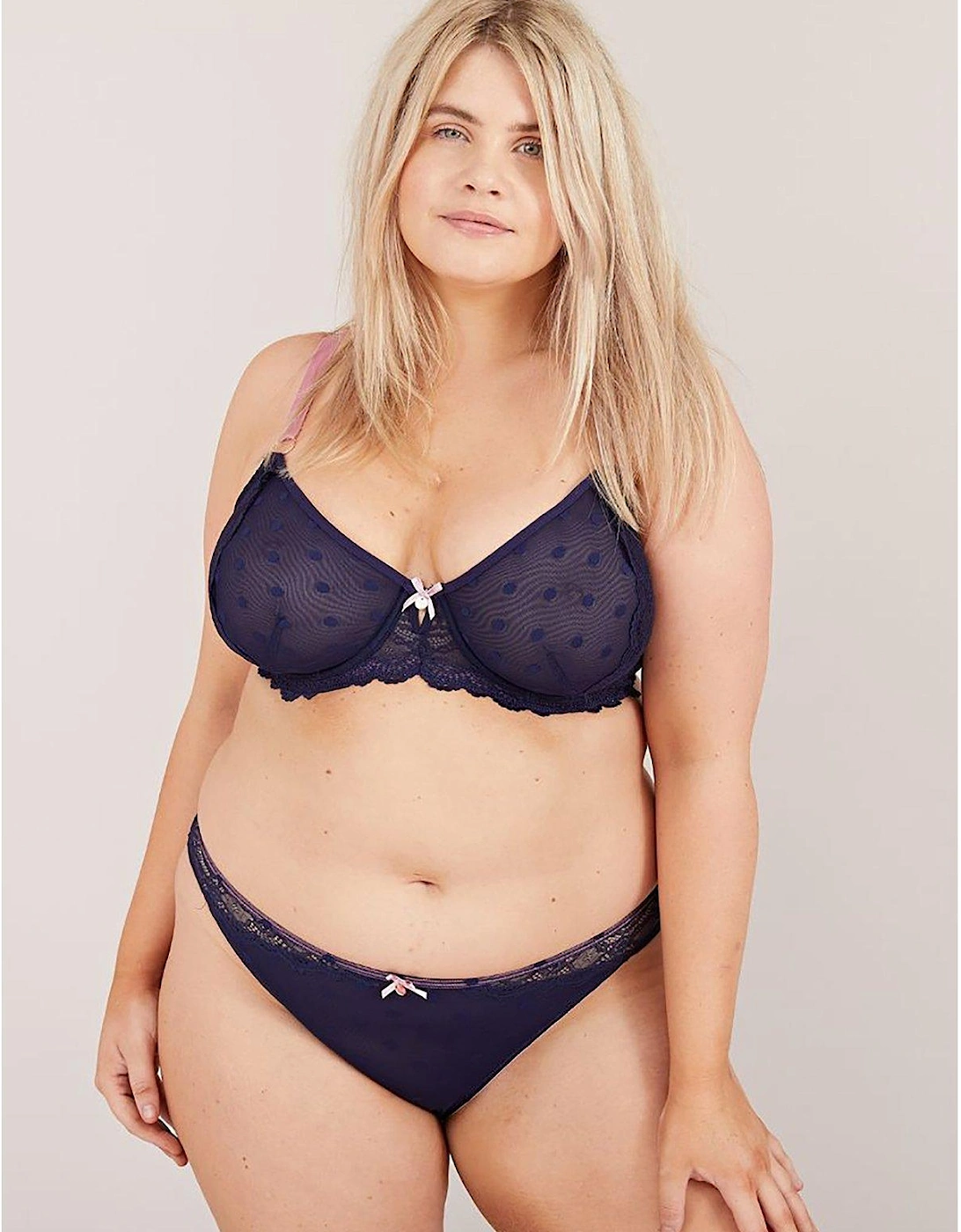 Spot And Lace Underwired Bra - Navy