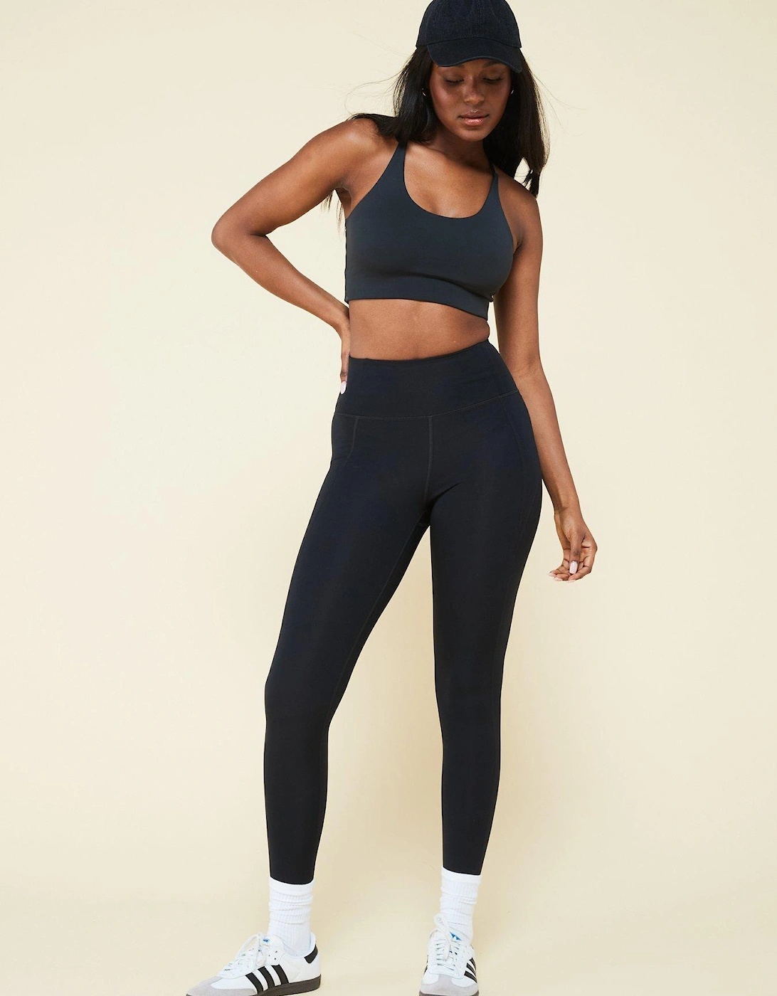 Women's Training Float Cleo Halter Bra - Black