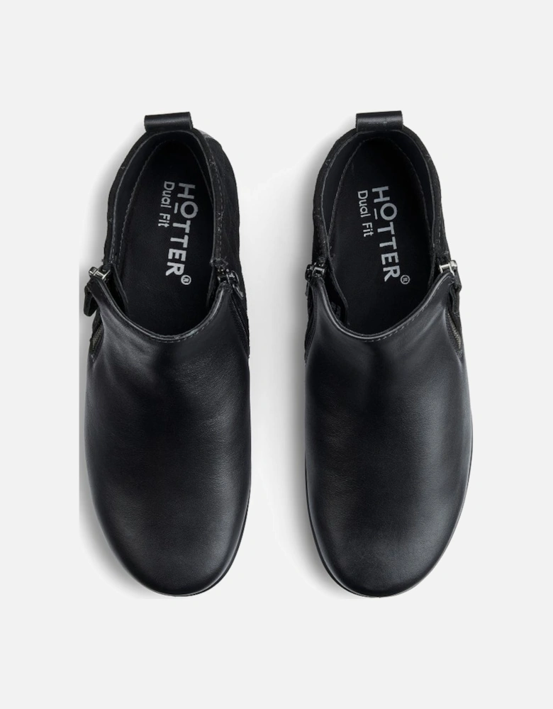 Winchester Womens Wide Biker Boots