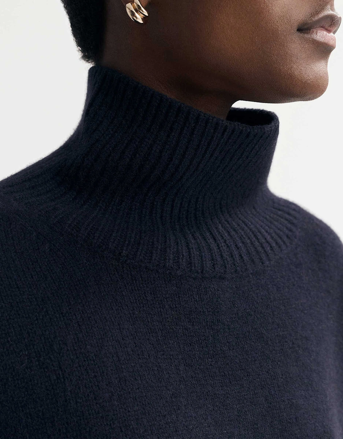 Boyfriend Turtleneck Cashmere Jumper