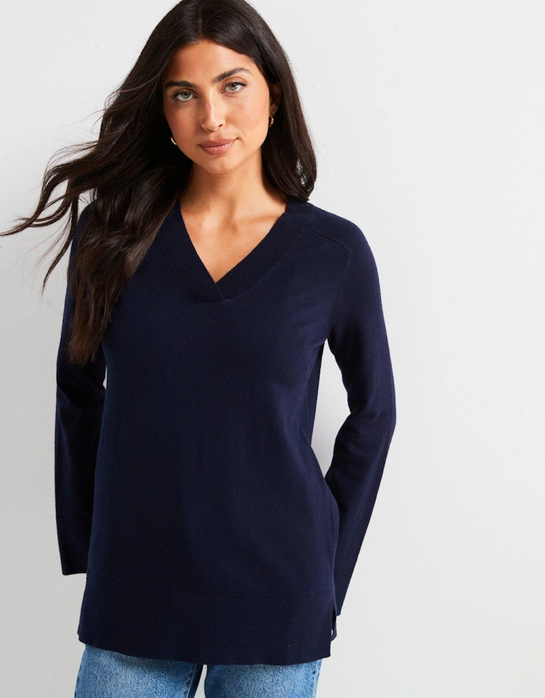 V Neck Longline Jumper - Navy