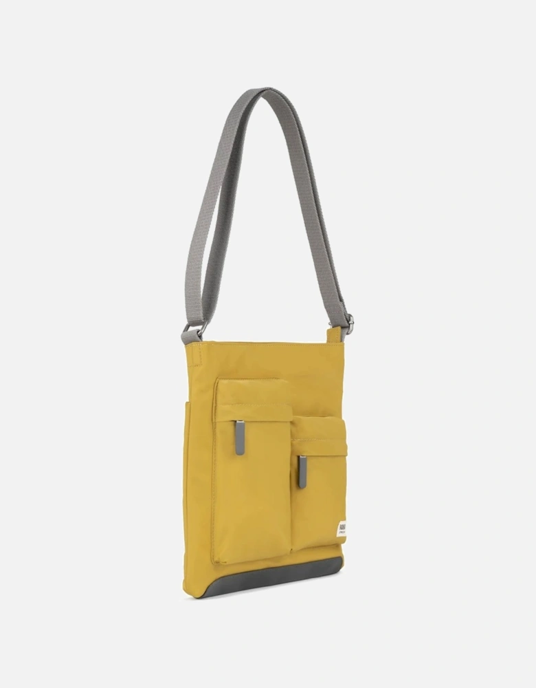 Kennington M Pocket Shoulder Bag