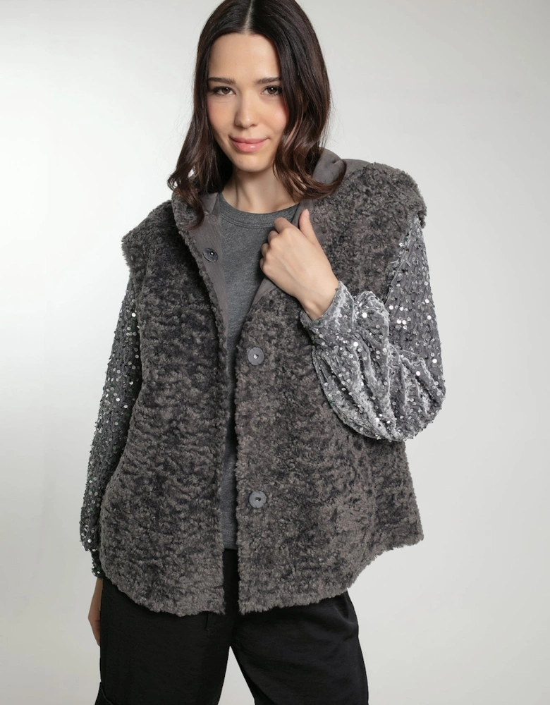 TRINITY GILET IN CHARCOAL