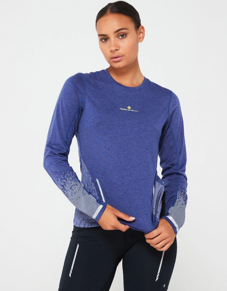 Womens Tech Reflect Running Long Sleeved Tee-purple