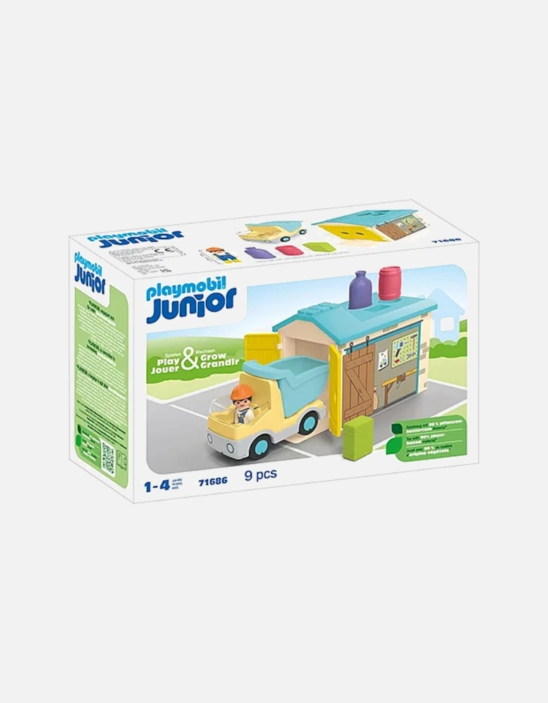 71686 JUNIOR: Truck with Sorting Garage