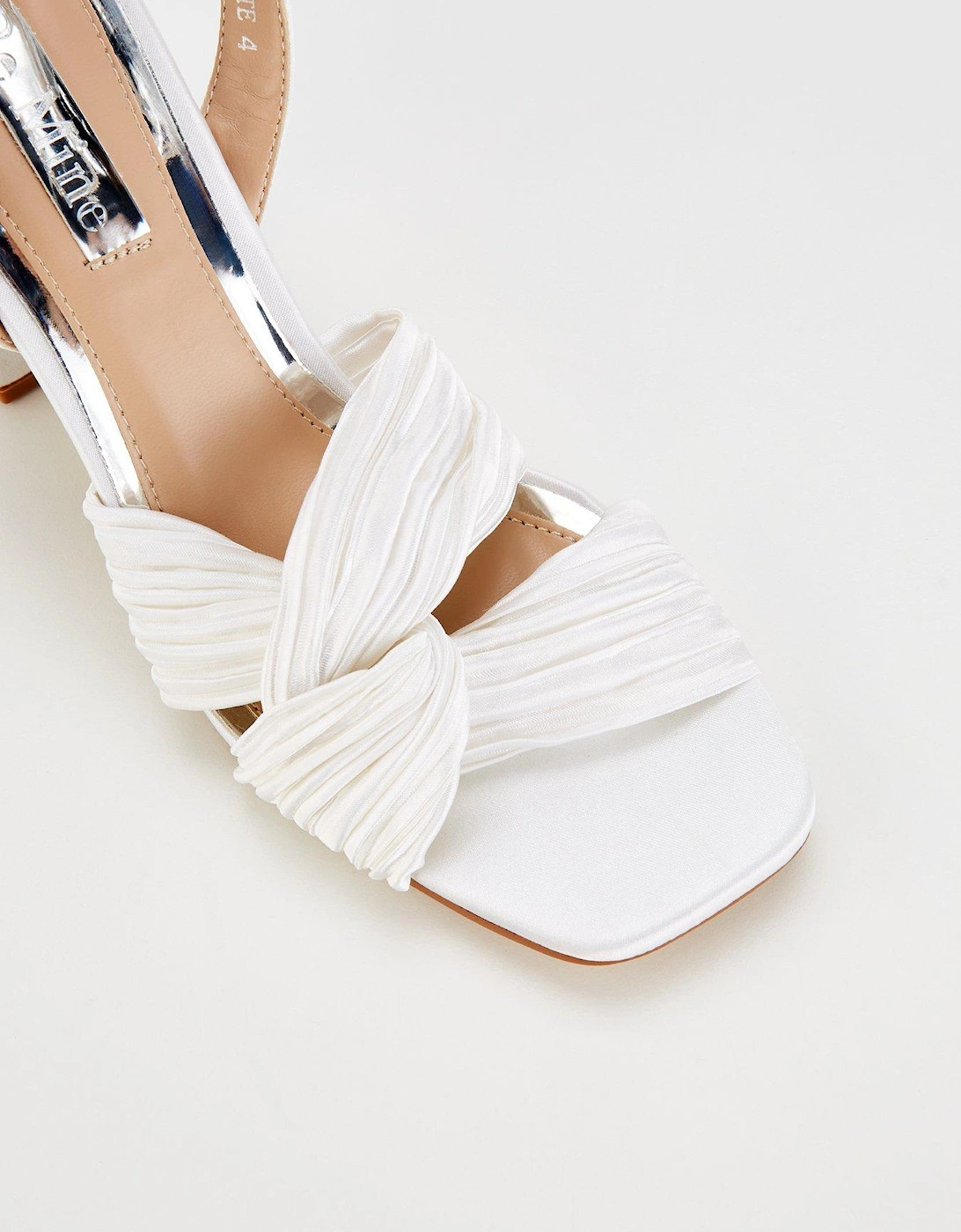 Be Mine Snuggle Knot Detail Block Heel - Ivory Satin