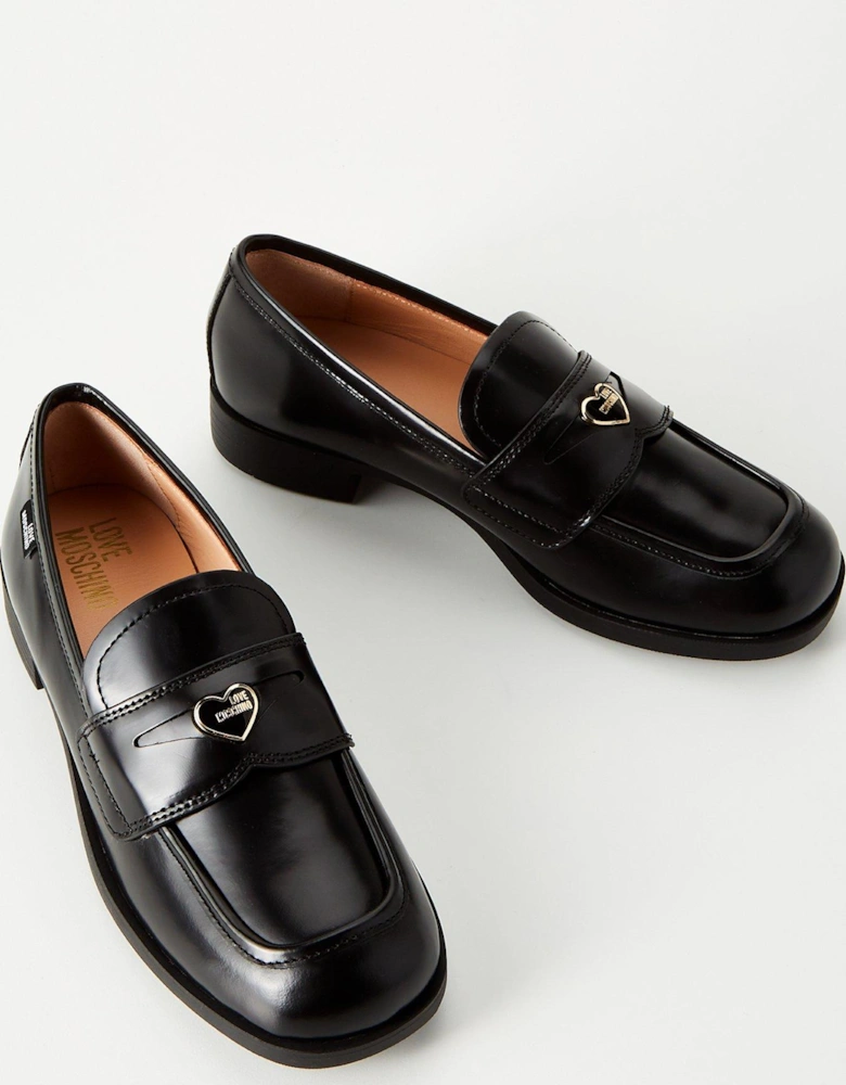 Logo Loafer