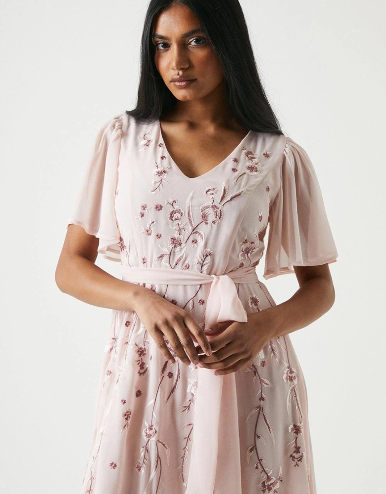 Petite Premium Floral Embroidered Bridesmaids Maxi Dress