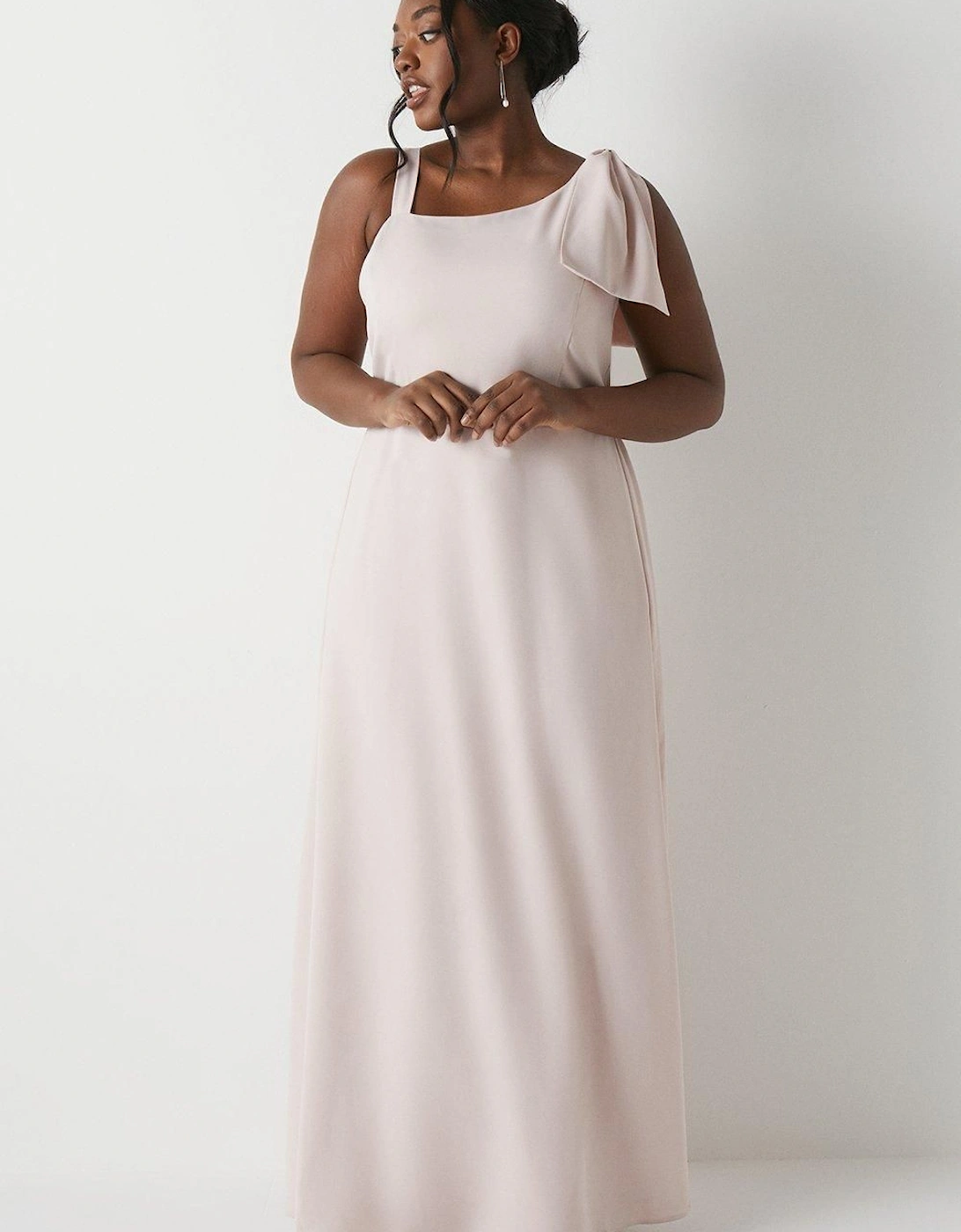 Plus Size Bow One Shoulder Bridesmaids Maxi Dress