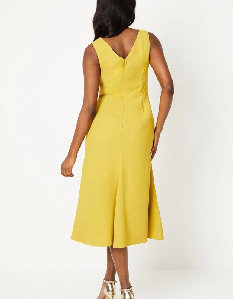 Twist Detail Satin Back Crepe Midi Dress