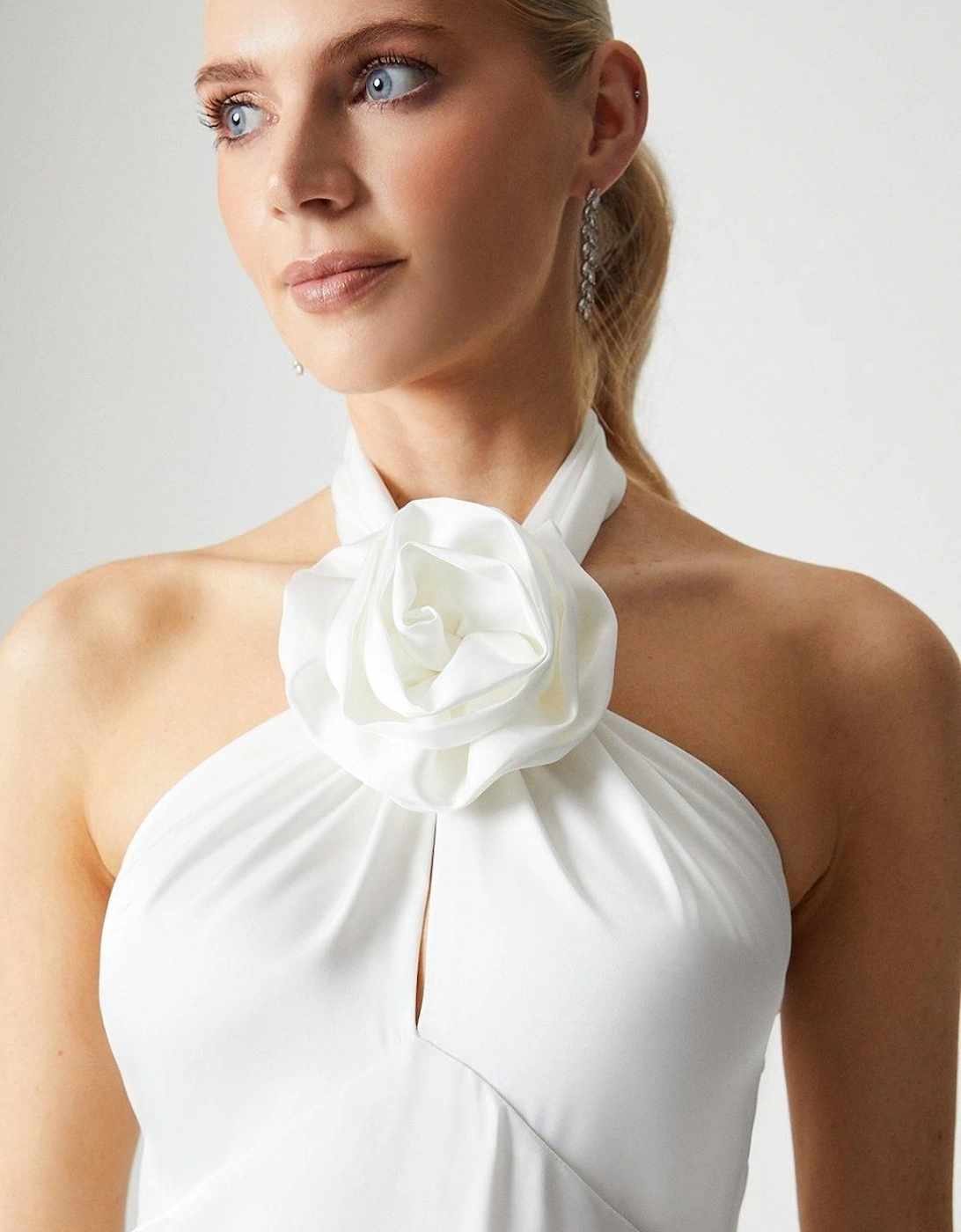 Corsage Halterneck Satin Wedding Dress