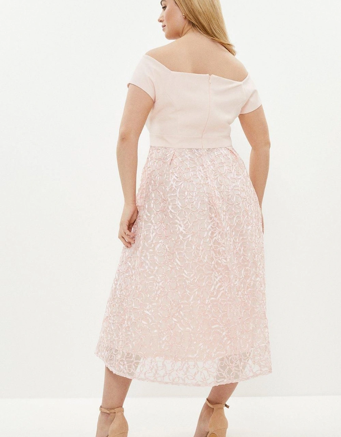 Plus Size Embroidered Midi Dress