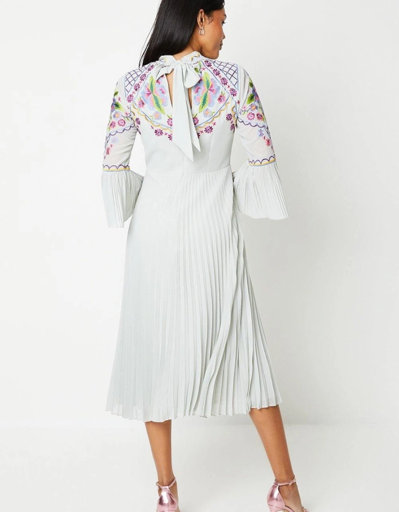 Embroidered Bell Sleeve Pleated Skirt Dress