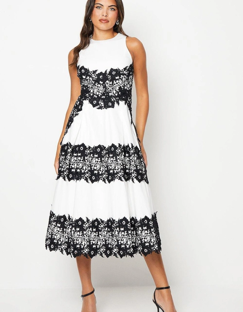 Lace Detail Sleeveless Midi Dress