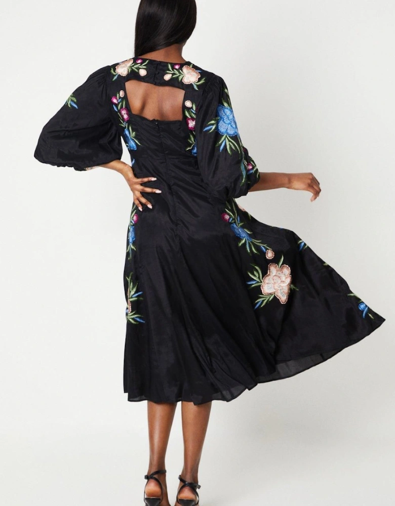 Floral Neckline Embroidered Puff Sleeve Midi Dress