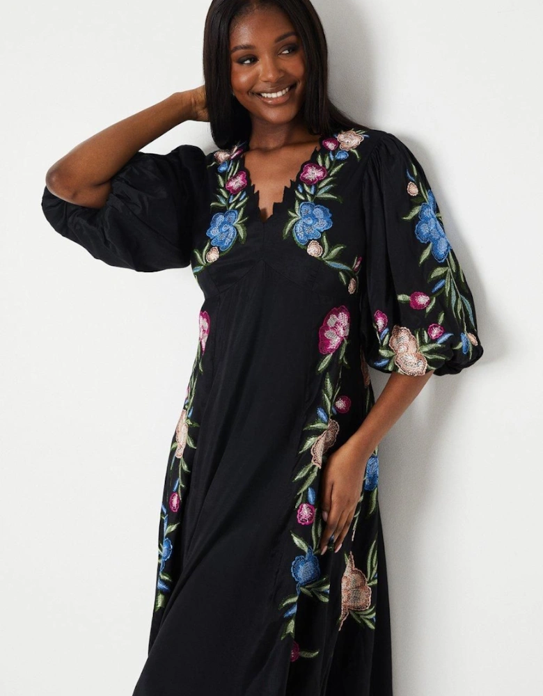 Floral Neckline Embroidered Puff Sleeve Midi Dress