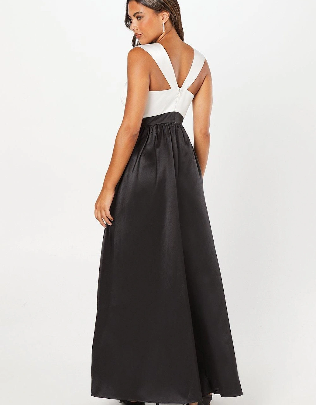 Twist Halterneck Full Skirted Twill Maxi Dress