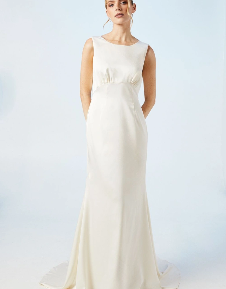 Cowl Back Fishtail Wedding Dress With Puddle