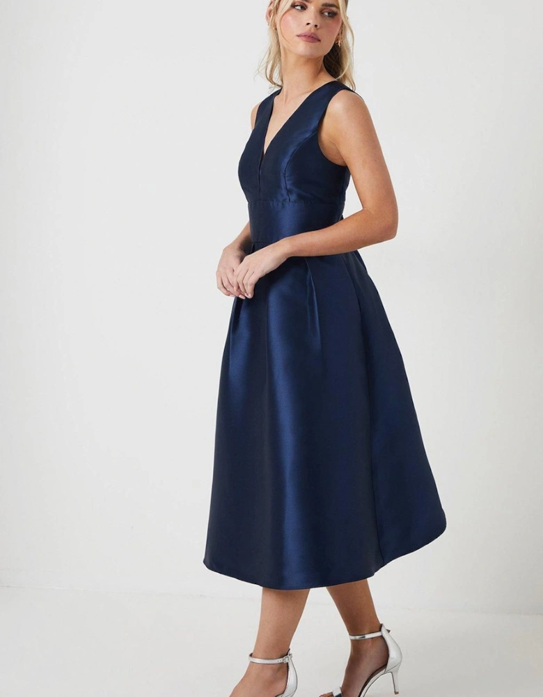 Petite Plunge Neck Structured Twill Bridesmaid Midi Dress