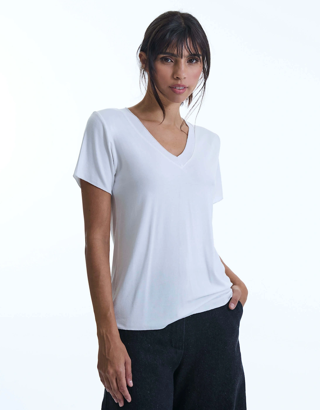 V-neck White T-shirt