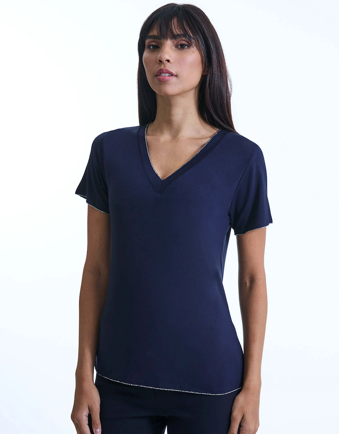 V-neck Navy T-shirt