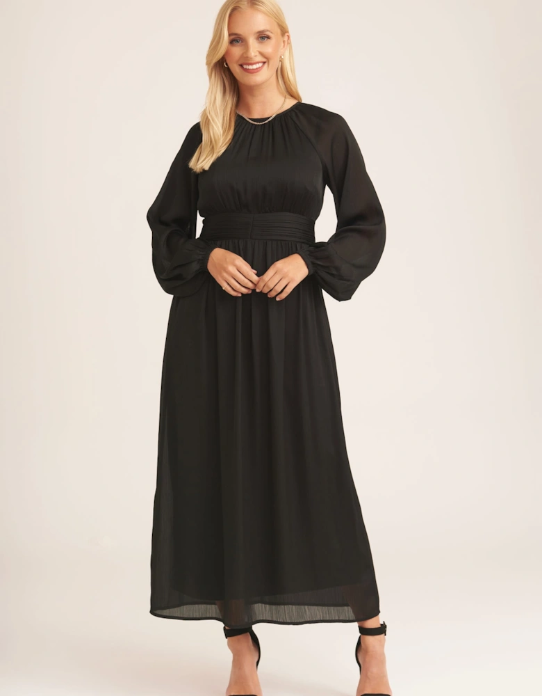 Black Crew Neck Twist Front Ruched Waist Maxi Dress