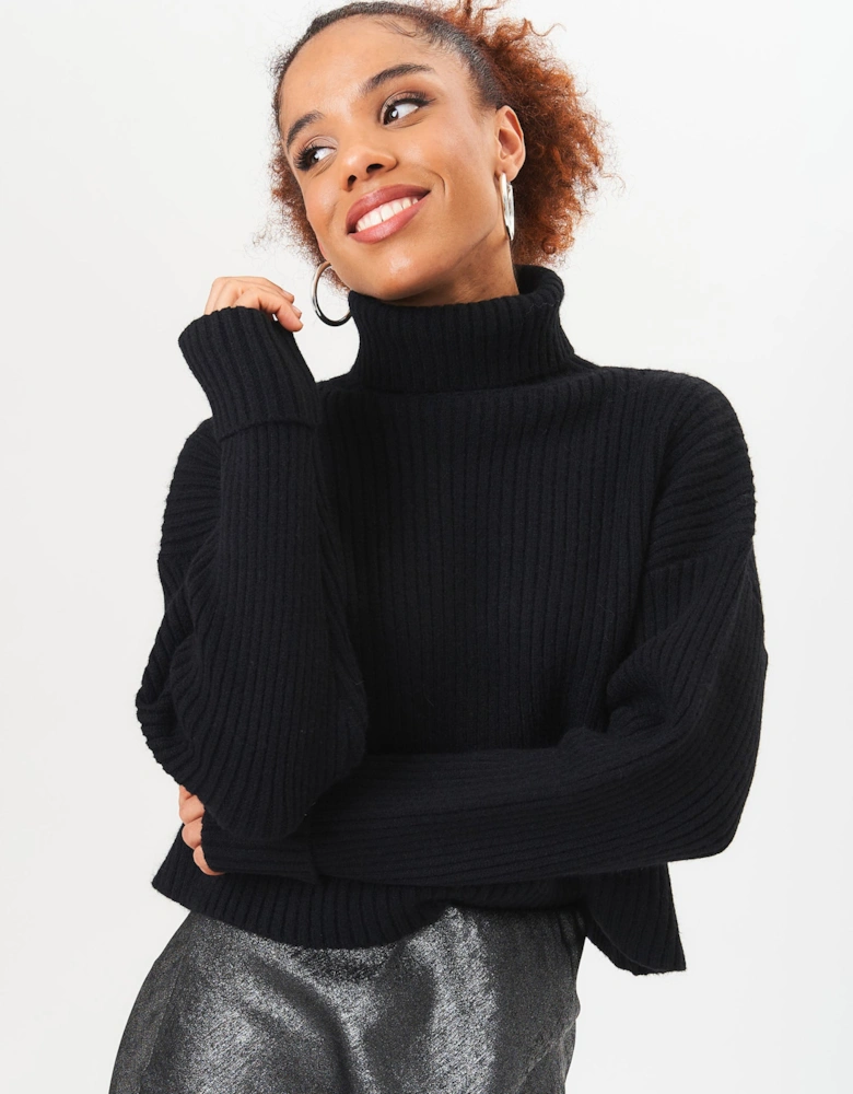 Black High Neck Chunky Knit Crop Jumper