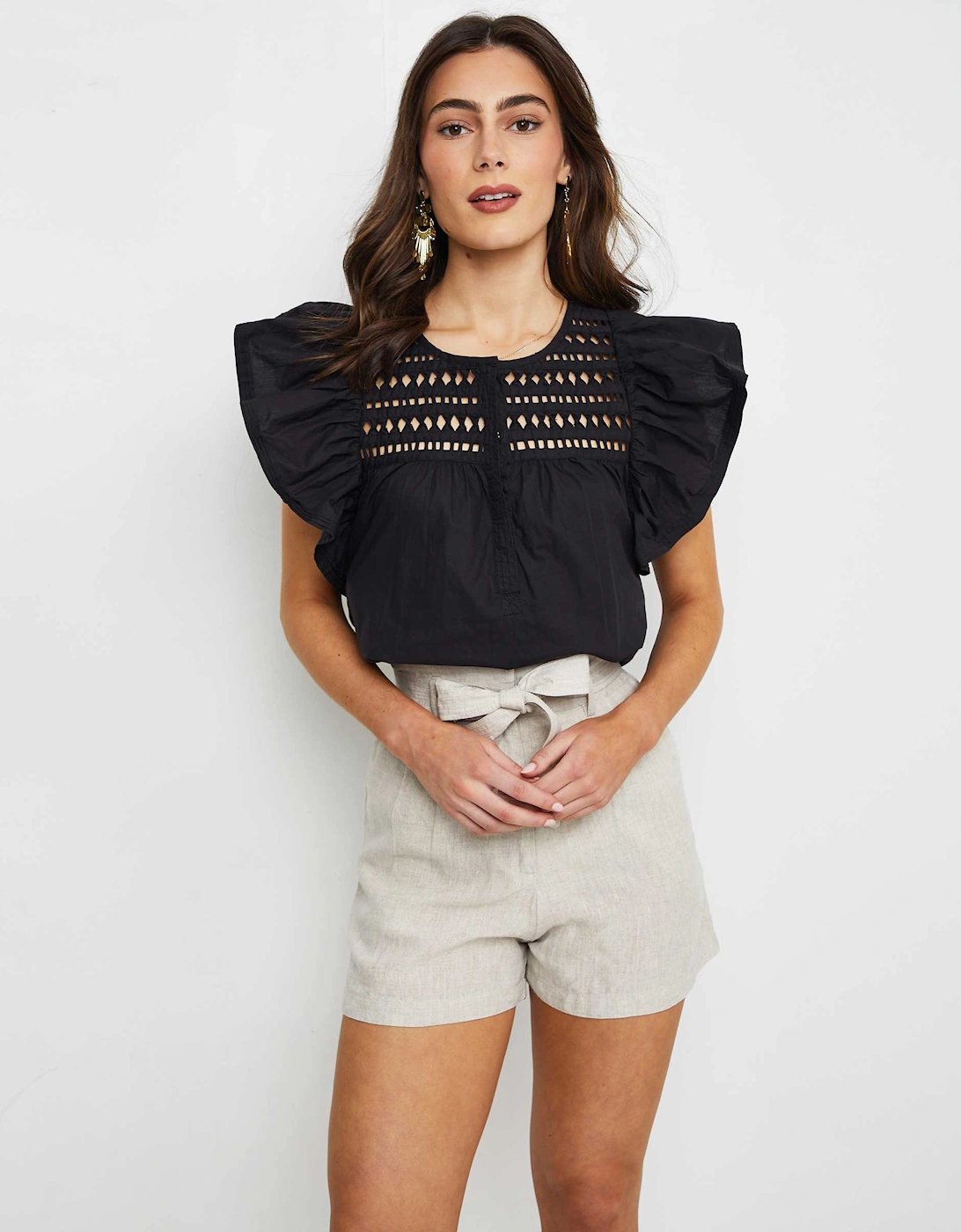 The Linen High-Waisted Shorts