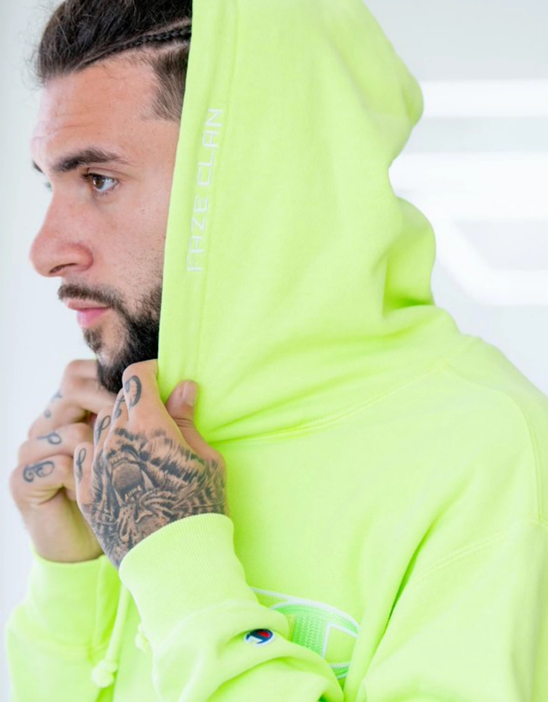 COMPLEXCON HOODIE NEON GREEN