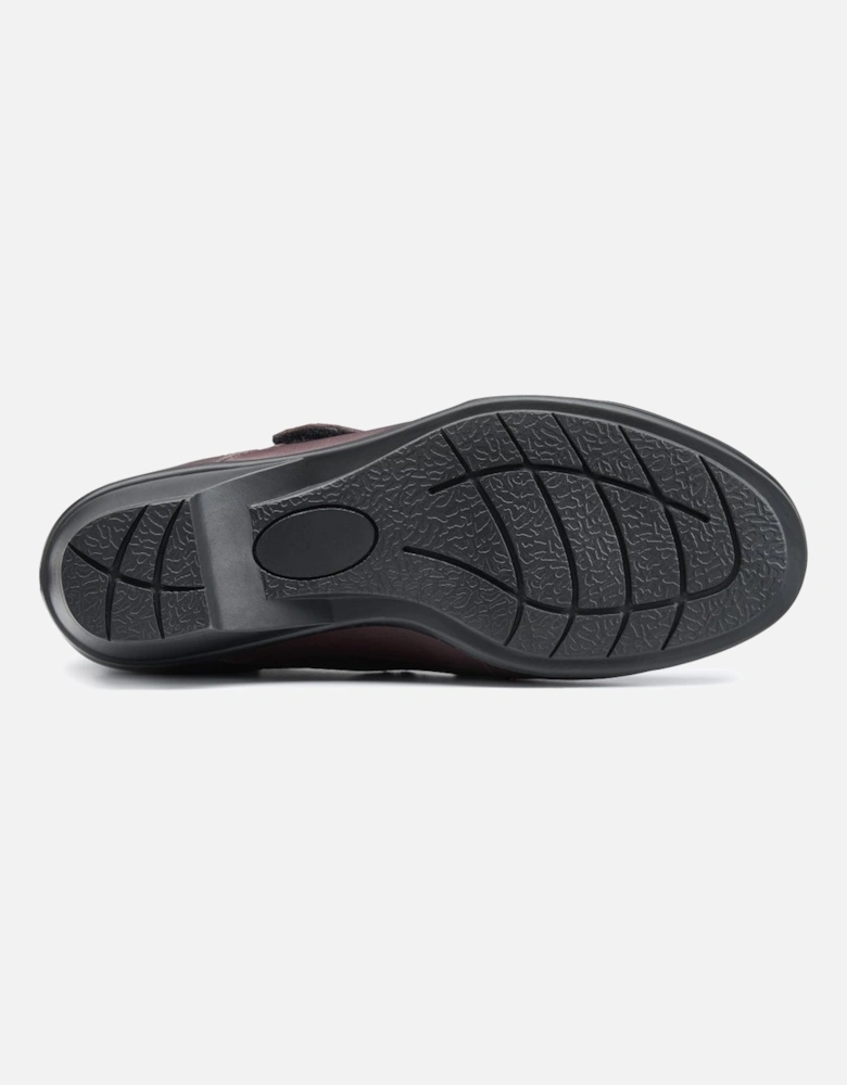 Barnet Womens Wide Fit High Cut Court Shoes